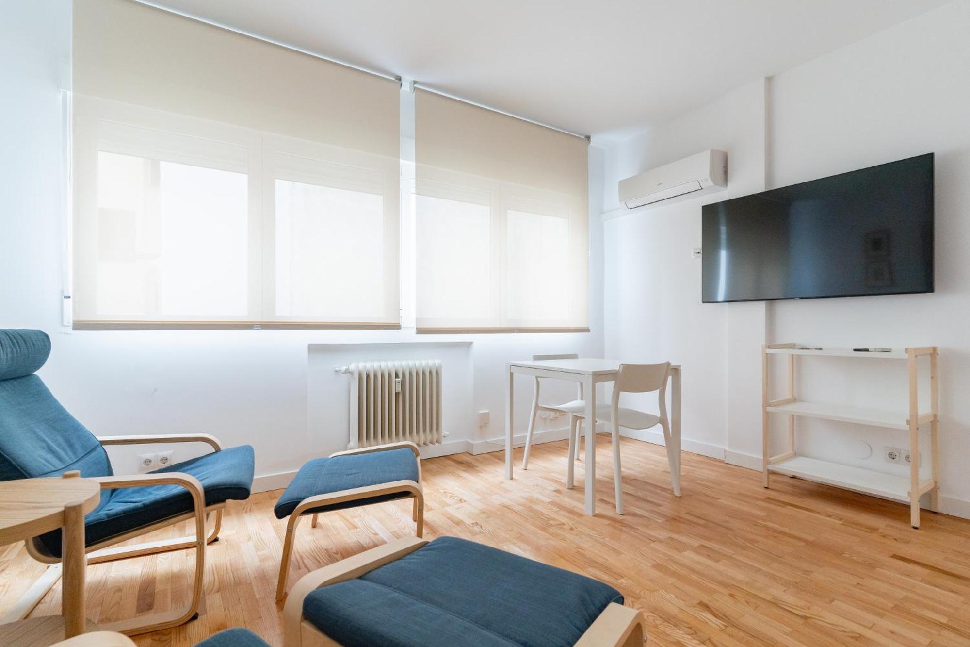 Cozy And Bright-1Bedroom 1Bathroom-Las Letras Μαδρίτη Εξωτερικό φωτογραφία